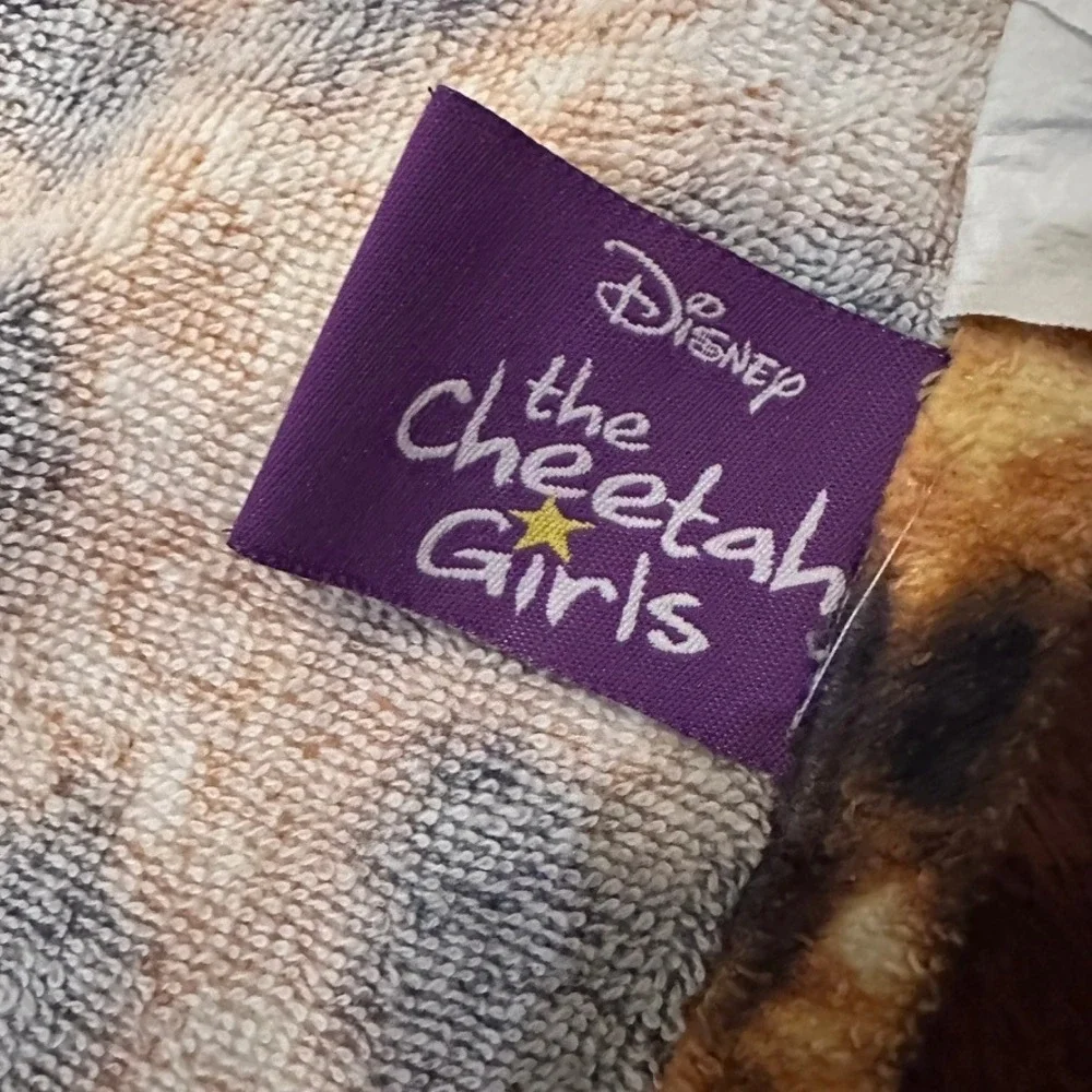 Disney The Cheetah Girls Beach Towel Vintage Leopard Print Y2K